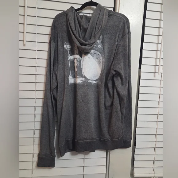 Bioworld My Neighbor Tortoro Gray and White Hoodie GUC Size 2X - Picture 8 of 15